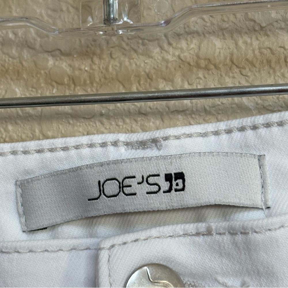 Joe's Jeans White Cropped Ankle Jeans - Picture 6 of 9